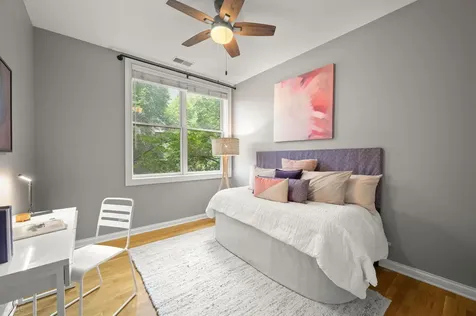 2323 West Montrose Avenue Chicago IL 60618
