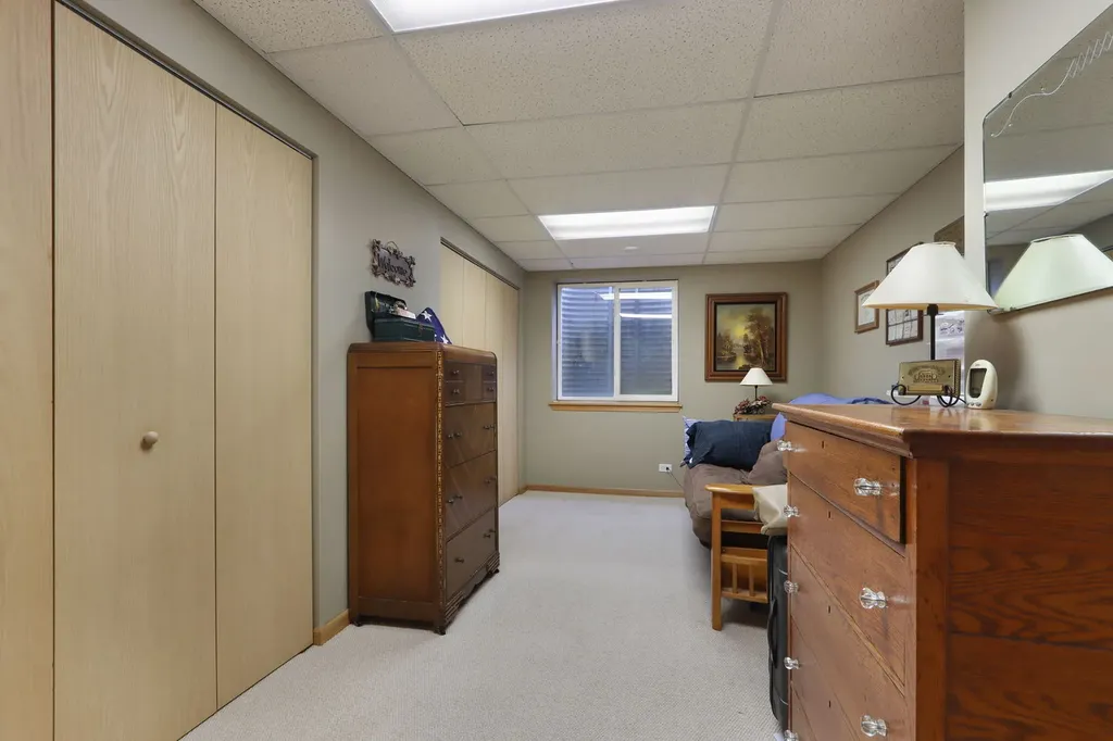 992 Curran Place Antioch IL 60002
