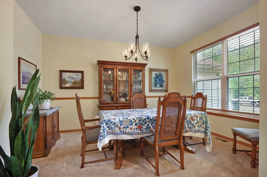 992 Curran Place Antioch IL 60002