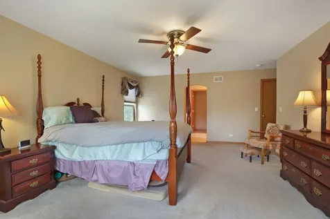 992 Curran Place Antioch IL 60002