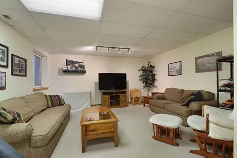 992 Curran Place Antioch IL 60002