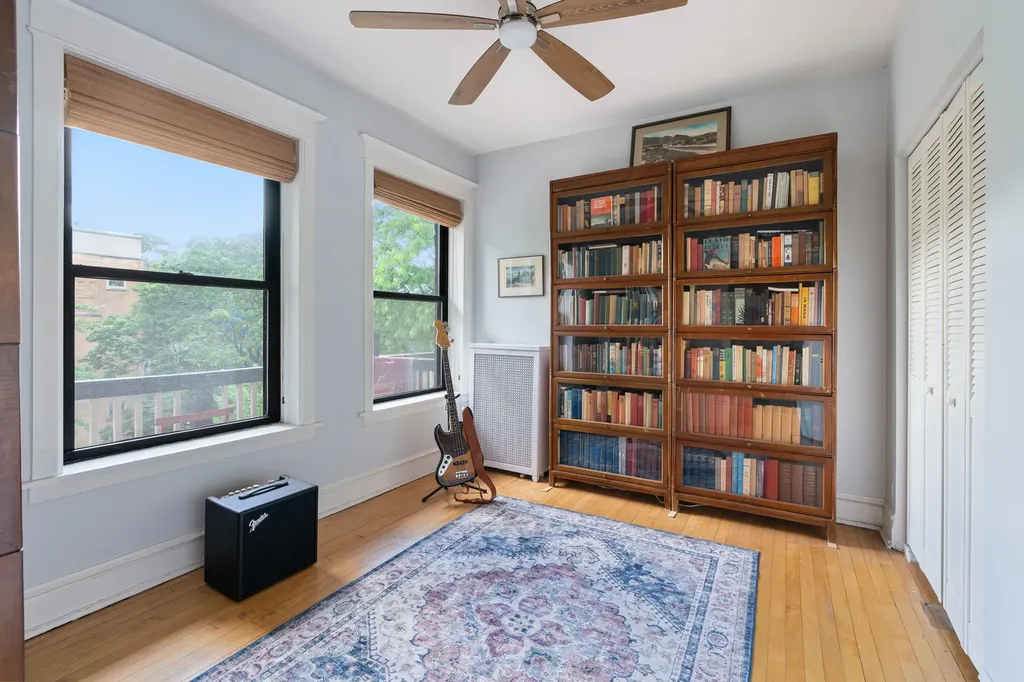 1728 West Leland Avenue Chicago IL 60640