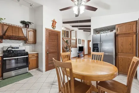 1988 East Touhy Avenue Des Plaines IL 60018