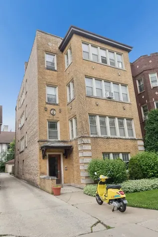 925 Ontario Street Oak Park IL 60302