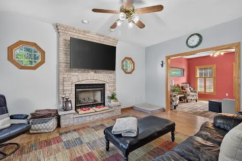 1101 Country Oak Drive Ottawa IL 61350