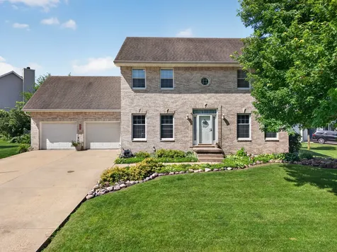 1101 Country Oak Drive Ottawa IL 61350