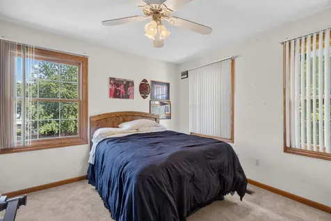 1101 Country Oak Drive Ottawa IL 61350