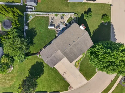 1101 Country Oak Drive Ottawa IL 61350