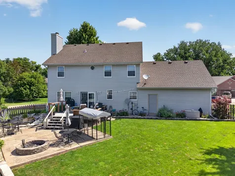 1101 Country Oak Drive Ottawa IL 61350