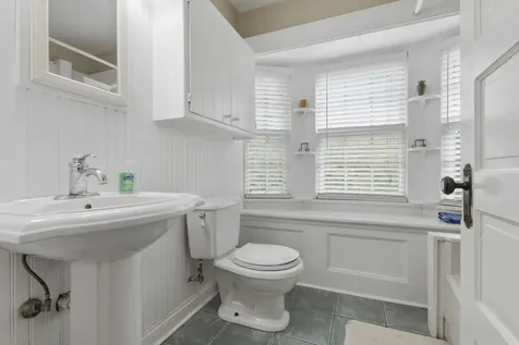 2114 Cedar Road Homewood IL 60430