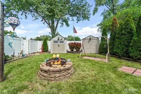 547 Hiawatha Drive Ottawa IL 61350