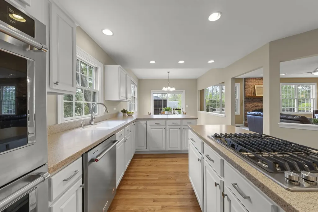1570 Orchard Road Wheaton IL 60189