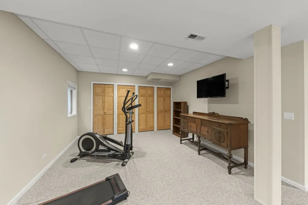 1570 Orchard Road Wheaton IL 60189