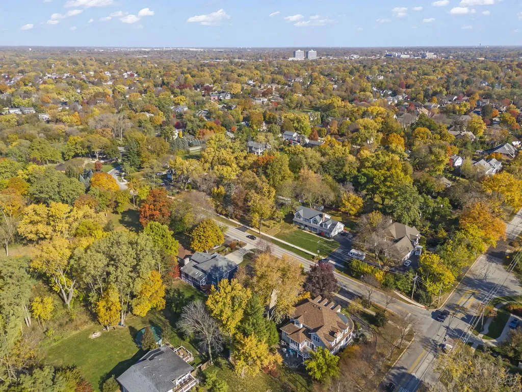 1570 Orchard Road Wheaton IL 60189