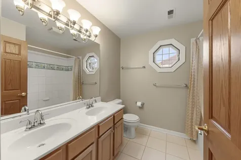 1570 Orchard Road Wheaton IL 60189