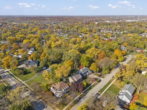 1570 Orchard Road Wheaton IL 60189