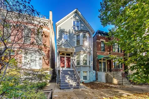 822 West Roscoe Street Chicago IL 60657