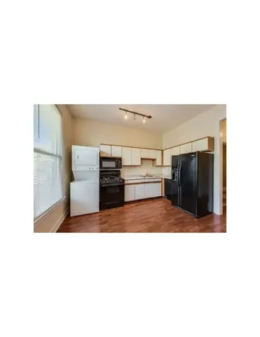 822 West Roscoe Street Chicago IL 60657