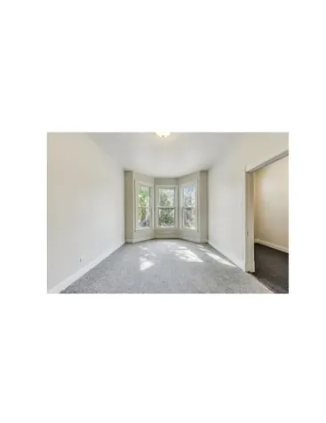 822 West Roscoe Street Chicago IL 60657