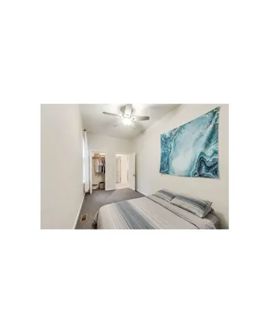 822 West Roscoe Street Chicago IL 60657