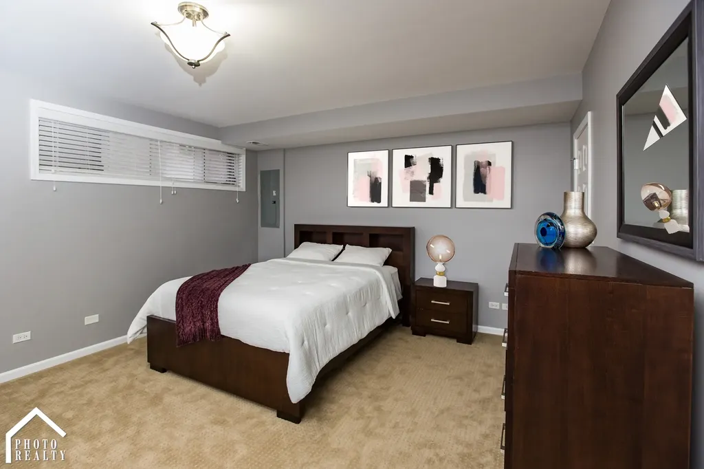 2952 West Warren Boulevard Chicago IL 60612