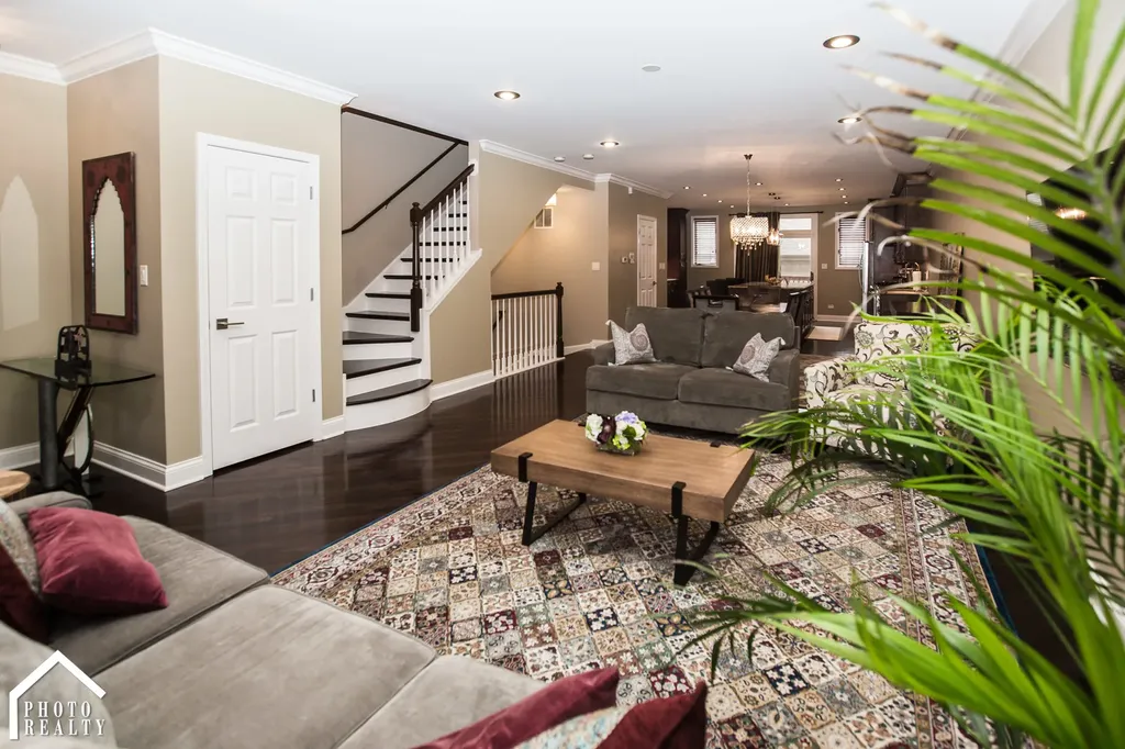 2952 West Warren Boulevard Chicago IL 60612