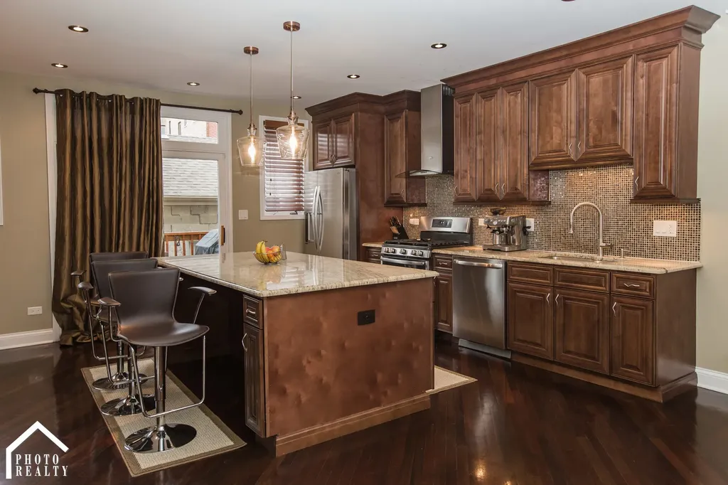 2952 West Warren Boulevard Chicago IL 60612