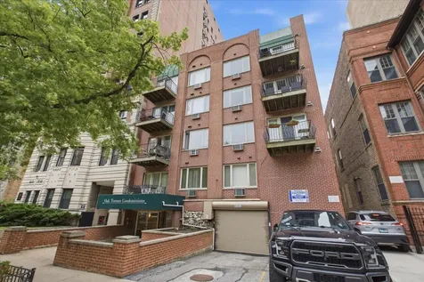 435 West Oakdale Avenue Chicago IL 60657