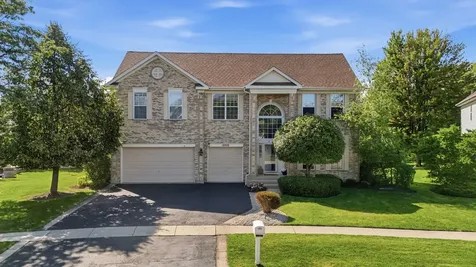 18936 W North Woodale Trail Lake Villa IL 60046