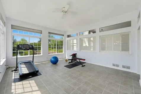 18936 W North Woodale Trail Lake Villa IL 60046