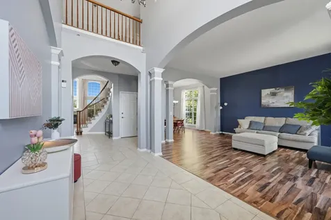 18936 W North Woodale Trail Lake Villa IL 60046
