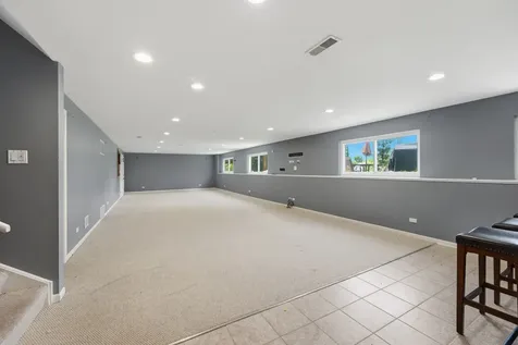 18936 W North Woodale Trail Lake Villa IL 60046