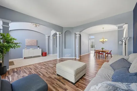 18936 W North Woodale Trail Lake Villa IL 60046
