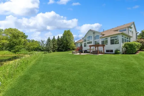 18936 W North Woodale Trail Lake Villa IL 60046