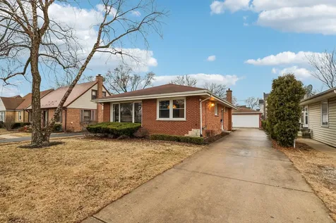 124 Harlem Avenue Glenview IL 60025