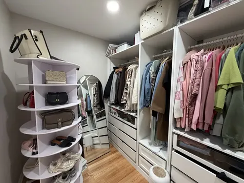 9848 South Muskegon Avenue Chicago IL 60617