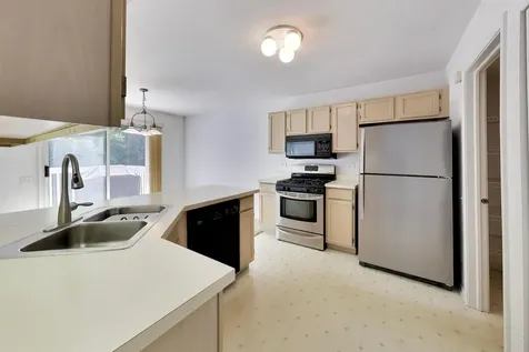 1279 Summersweet Lane Bartlett IL 60103