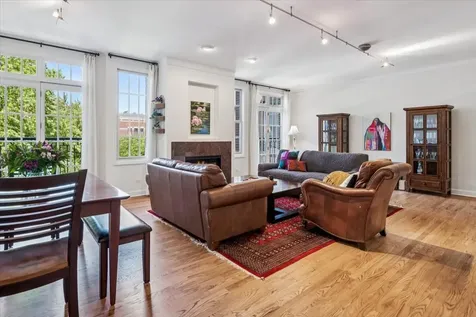 3845 North Ashland Avenue Chicago IL 60613