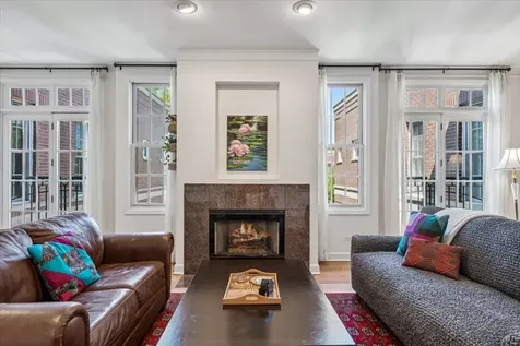 3845 North Ashland Avenue Chicago IL 60613