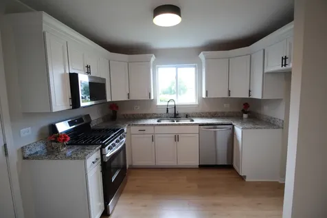1851 Towhee Court Joliet IL 60435