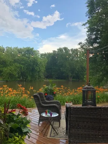 17 Willow Street Algonquin IL 60102
