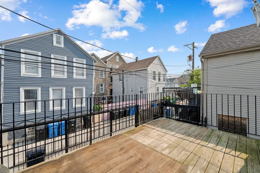 1028 West 20th Place Chicago IL 60608