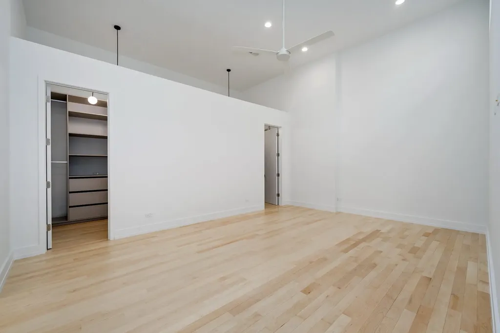 1219 West Madison Street Chicago IL 60607