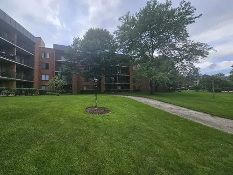 950 East Wilmette Road Palatine IL 60074