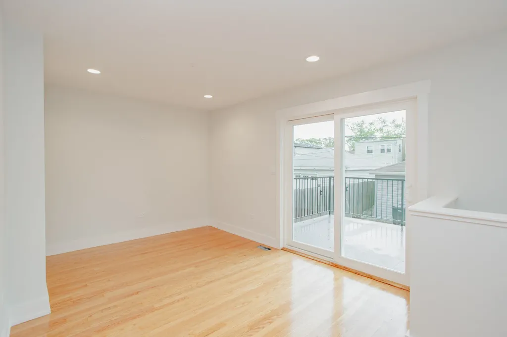 5509 North Central Avenue Chicago IL 60630