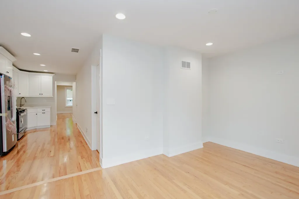 5509 North Central Avenue Chicago IL 60630
