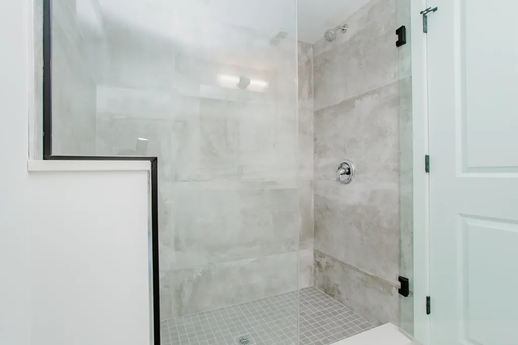 5509 North Central Avenue Chicago IL 60630