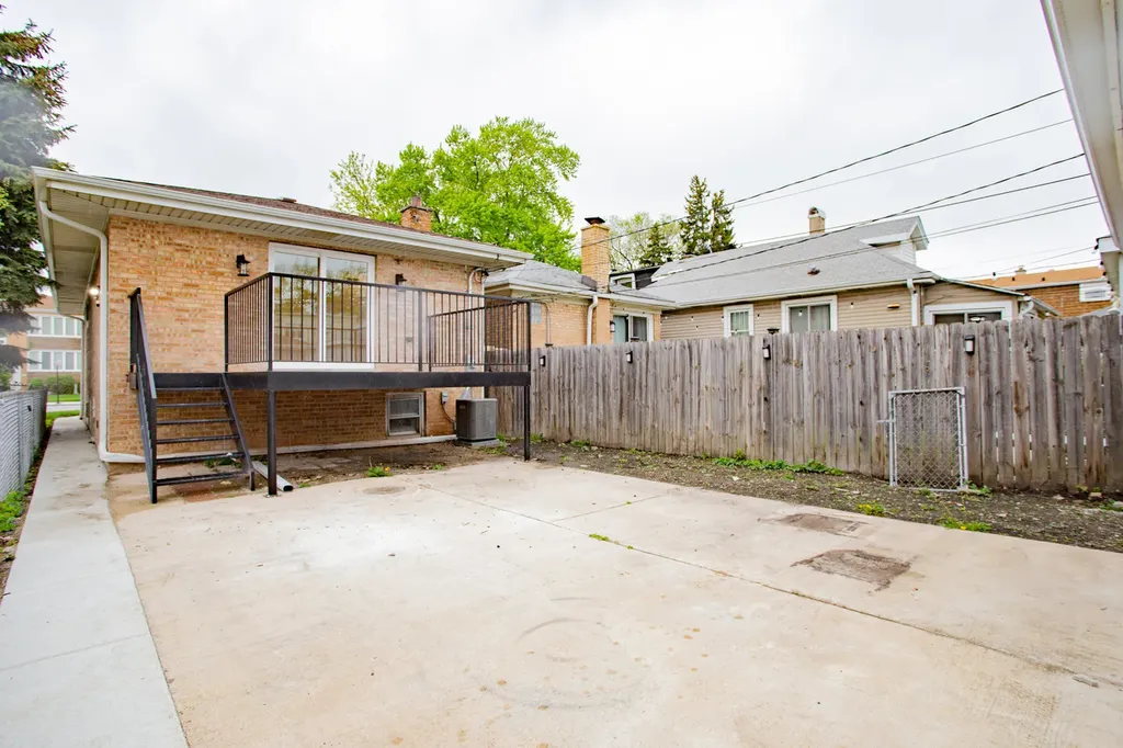 5509 North Central Avenue Chicago IL 60630