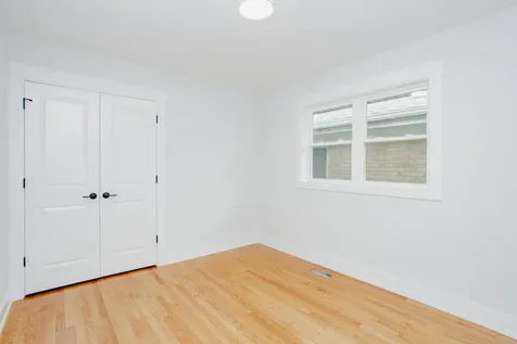 5509 North Central Avenue Chicago IL 60630