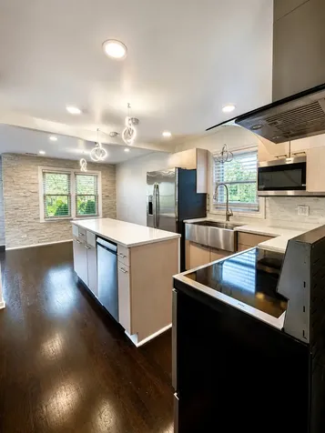 2842 Rhodes Avenue Melrose Park IL 60164
